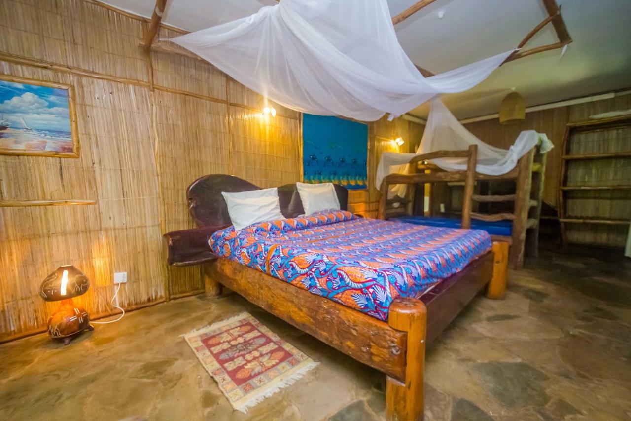 Ziwa Beach Resort Bamburi Eksteriør billede