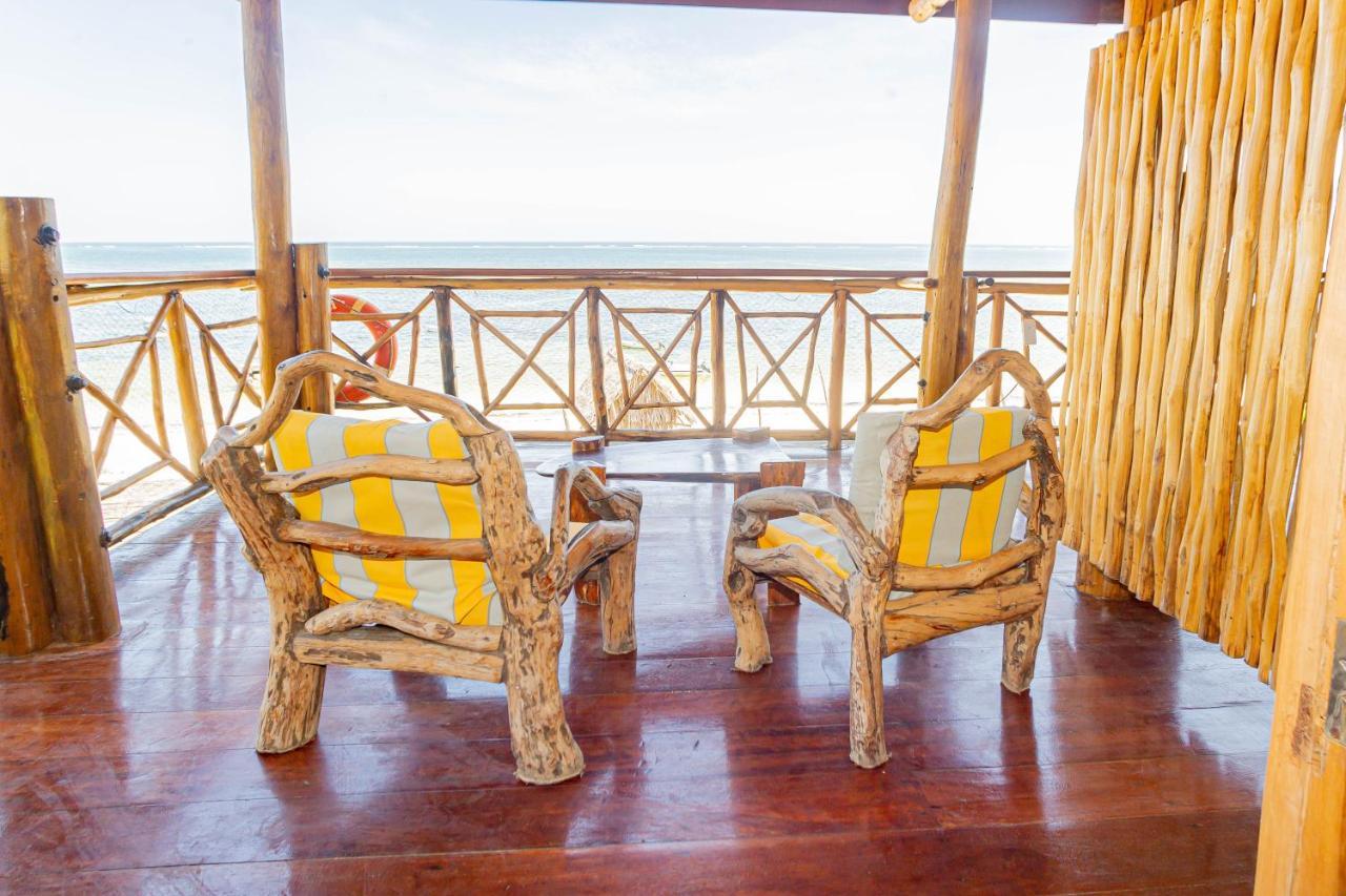 Ziwa Beach Resort Bamburi Eksteriør billede