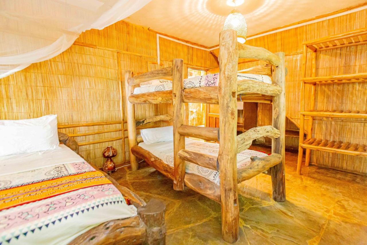 Ziwa Beach Resort Bamburi Eksteriør billede