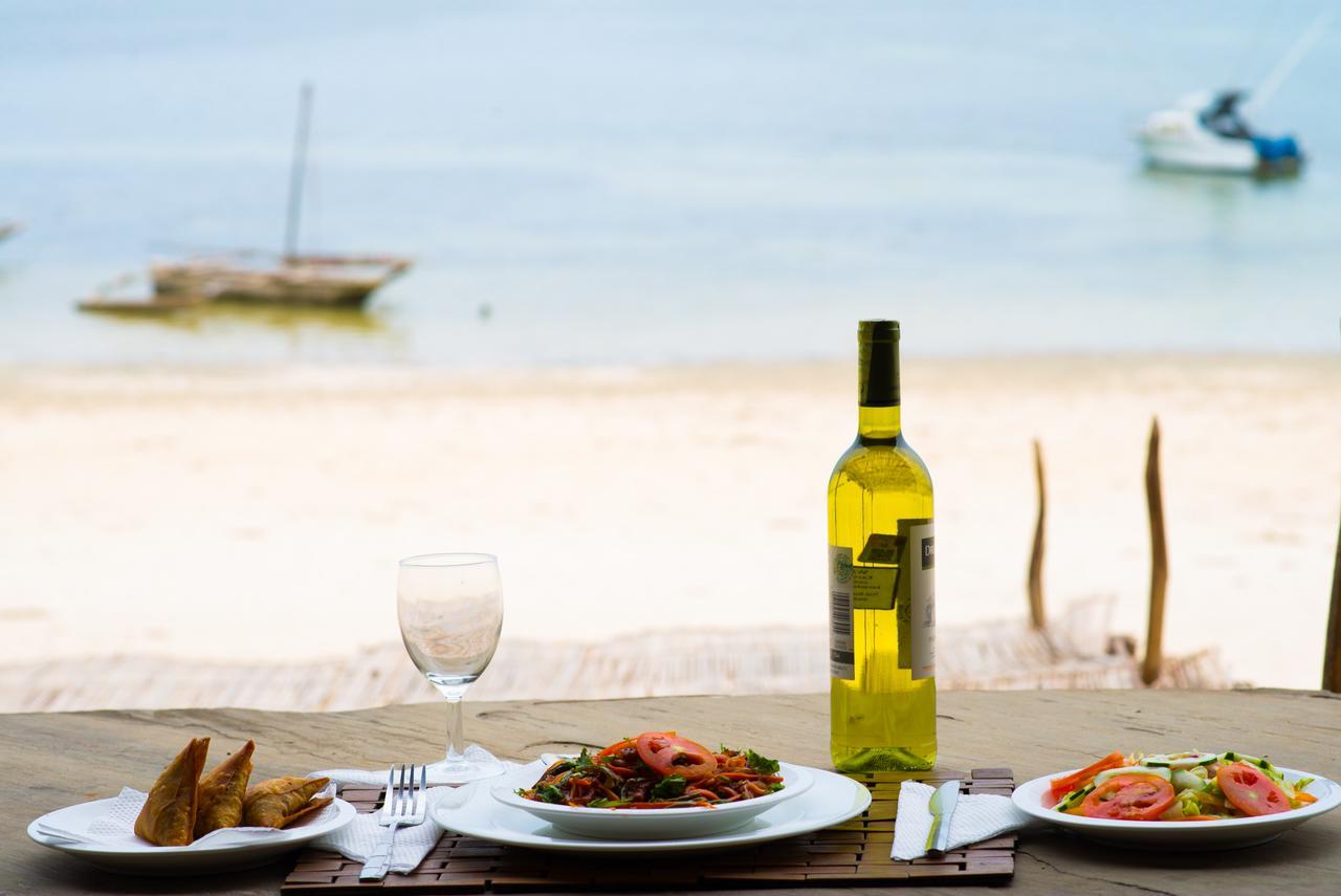 Ziwa Beach Resort Bamburi Eksteriør billede